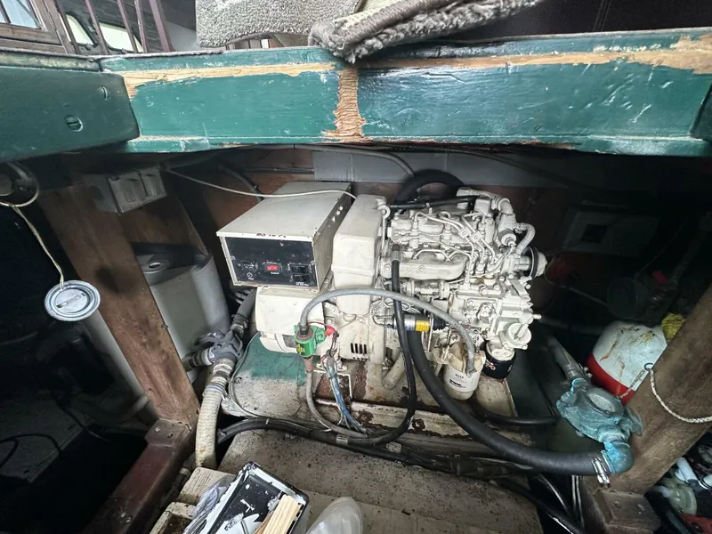 Slide: The Image of Post Sport Fisherman 1979 - 4938087