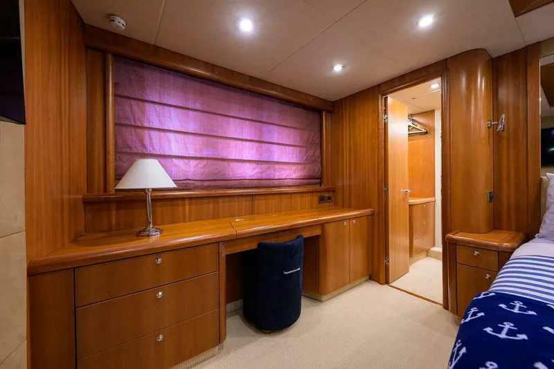 Slide: The Image of Master Stateroom Vanity - 4941116
