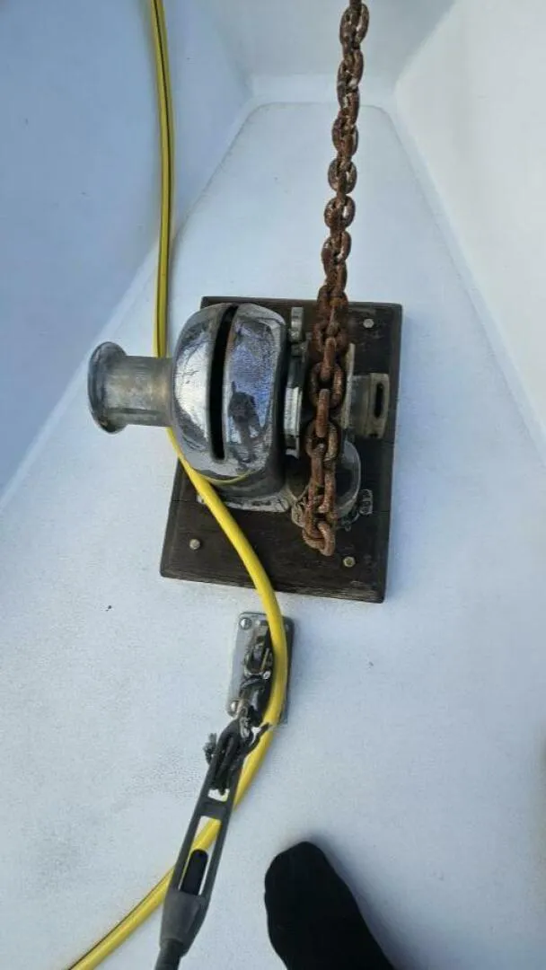 Slide: The Image of CSY 44 Center Cockpit 1979 - 4942181