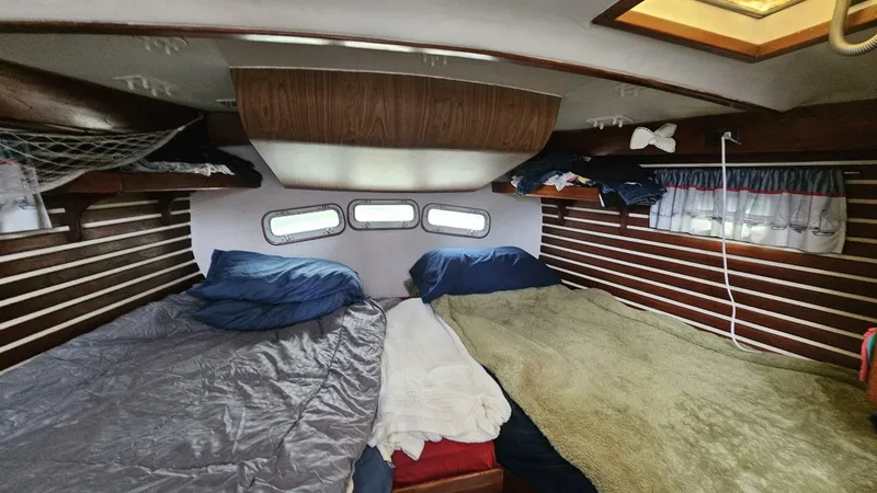 Slide: The Image of CSY 44 Center Cockpit 1979 - 4939753