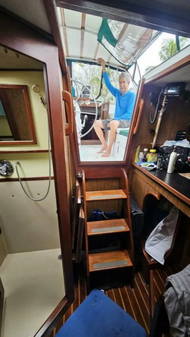 Slide: The Image of CSY 44 Center Cockpit 1979 - 4939755