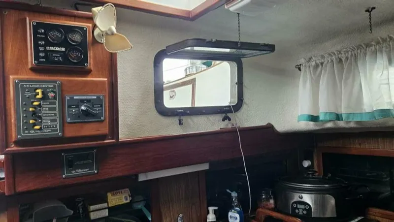 Slide: The Image of CSY 44 Center Cockpit 1979 - 4939773