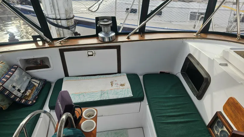 Slide: The Image of CSY 44 Center Cockpit 1979 - 4942179