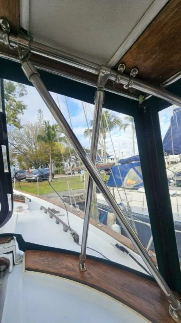 Slide: The Image of CSY 44 Center Cockpit 1979 - 4942163