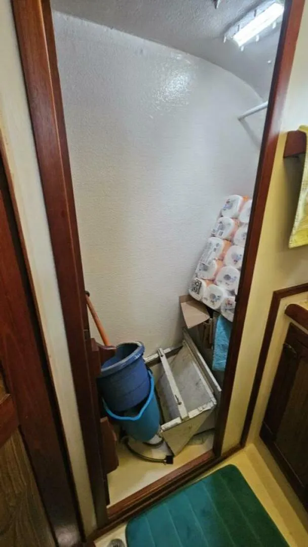 Slide: The Image of CSY 44 Center Cockpit 1979 - 4939772