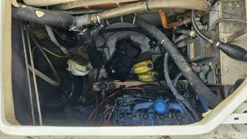 Slide: The Image of CSY 44 Center Cockpit 1979 - 4939825