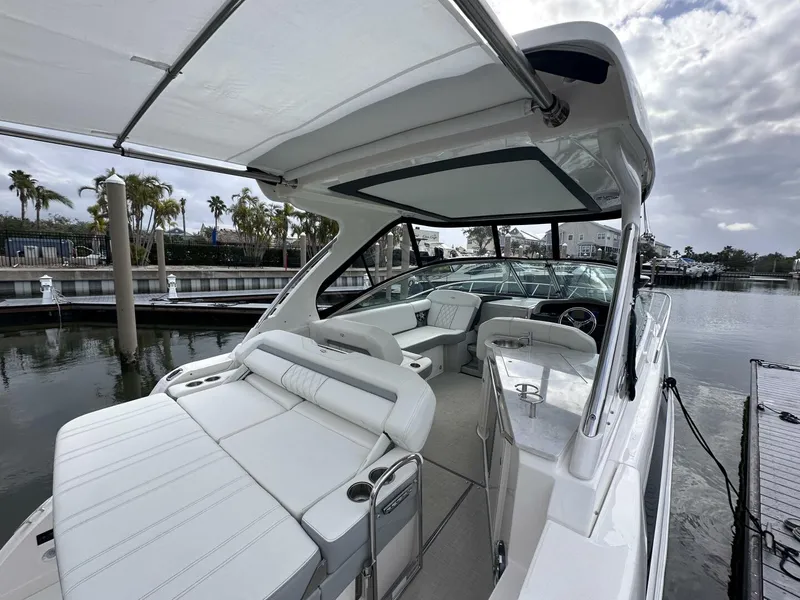 Slide: The Image of 2024 Regal 33 XO For Sale - 4941318