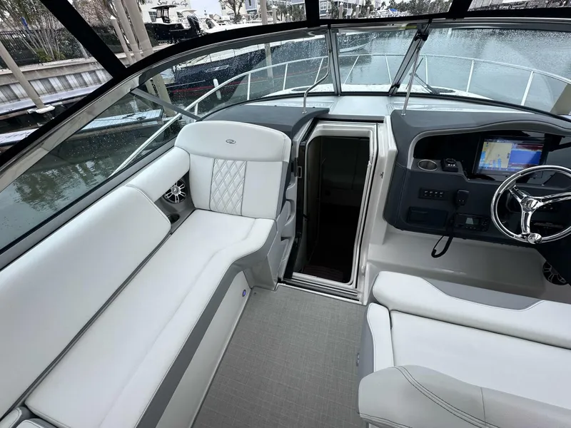 Slide: The Image of 2024 Regal 33 XO For Sale - 4941297