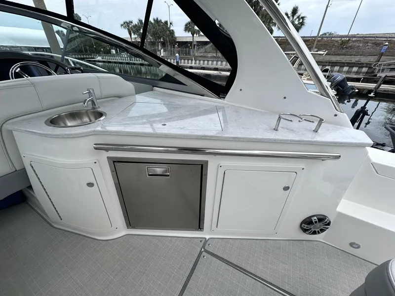 Slide: The Image of 2024 Regal 33 XO For Sale - 4941275