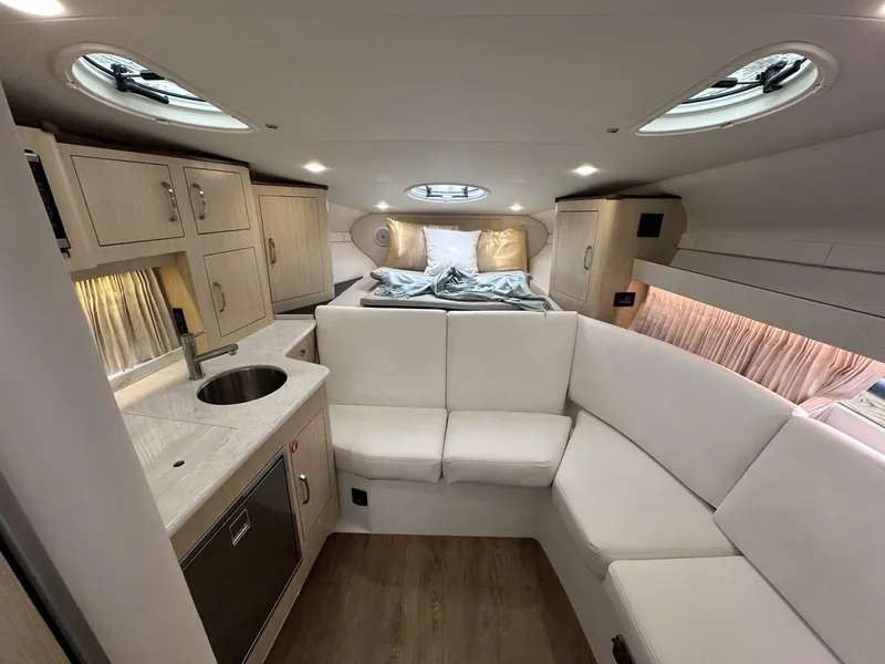 Slide: The Image of 2024 Regal 33 XO For Sale - 4941278