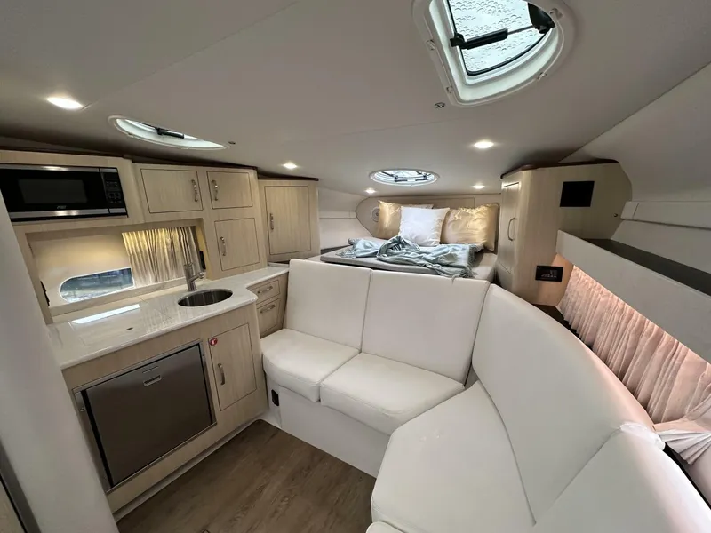 Slide: The Image of 2024 Regal 33 XO For Sale - 4941279