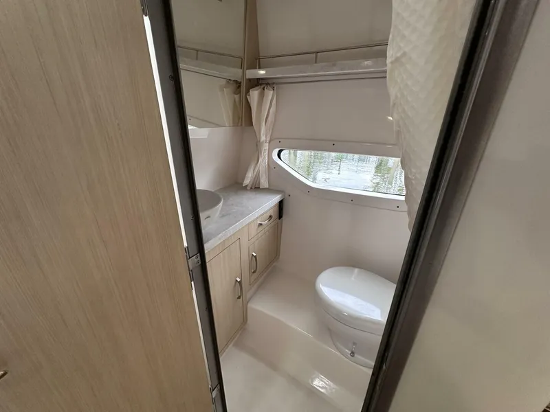 Slide: The Image of 2024 Regal 33 XO For Sale - 4941289