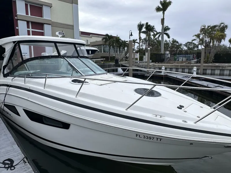 Slide: The Image of 2024 Regal 33 XO For Sale 2024 Regal 33 XO - 4941262