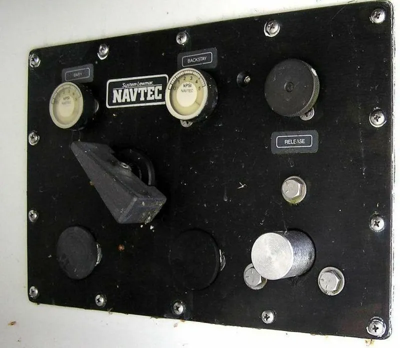 Slide: The Image of Palmer Johnson 42 1976 - 4951372