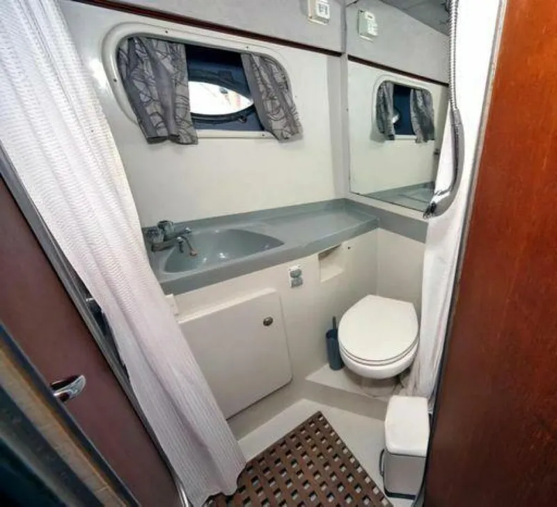 Slide: The Image of Birchwood 44TS Motor Yacht 1988 - 4942313