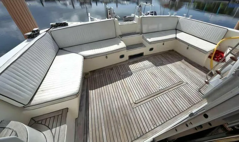 Slide: The Image of Birchwood 44TS Motor Yacht 1988 - 4942317