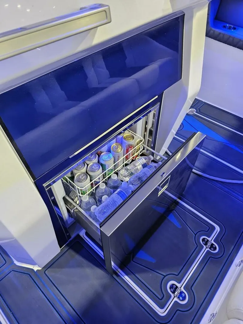 Slide: The Image of AMP 333 2024 - 4942287