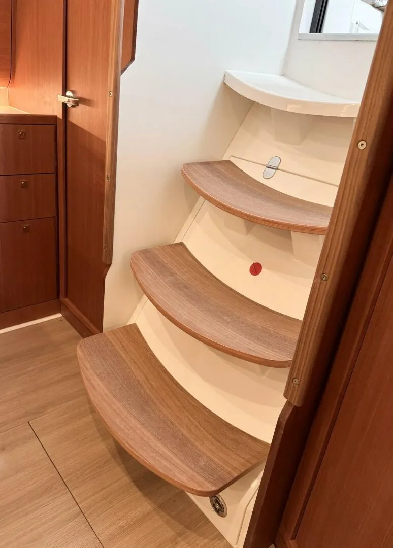 Slide: The Image of J/36 - 5348551