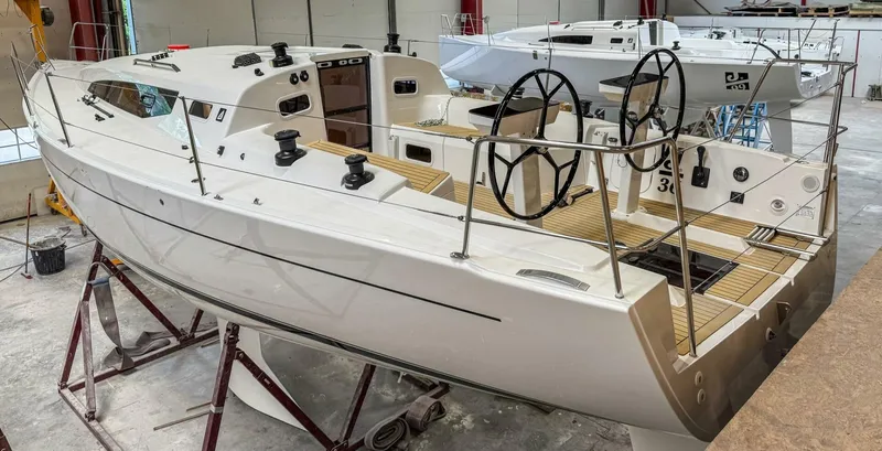 Slide: The Image of J/36 At the Factory - 5355808