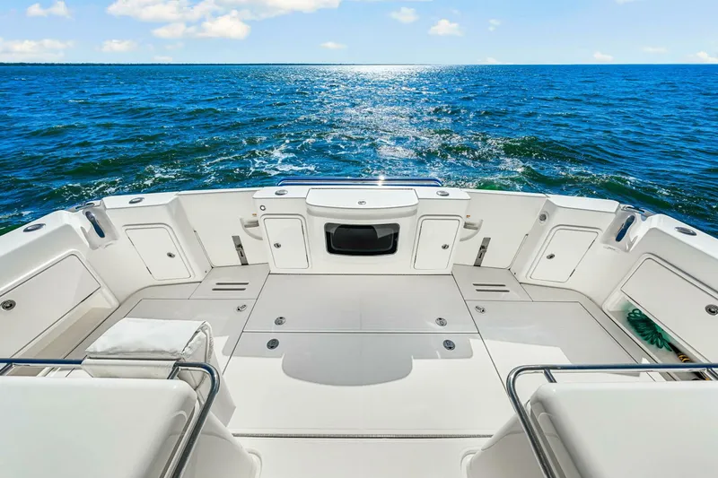 Slide: The Image of Riviera 505 SUV 2022 - 4943878