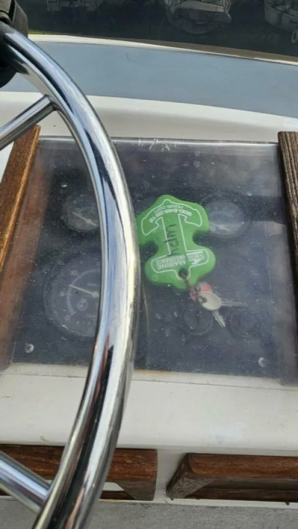 Slide: The Image of Albin 34 Family Cruiser w/ Flybridge 1988 - 4942740