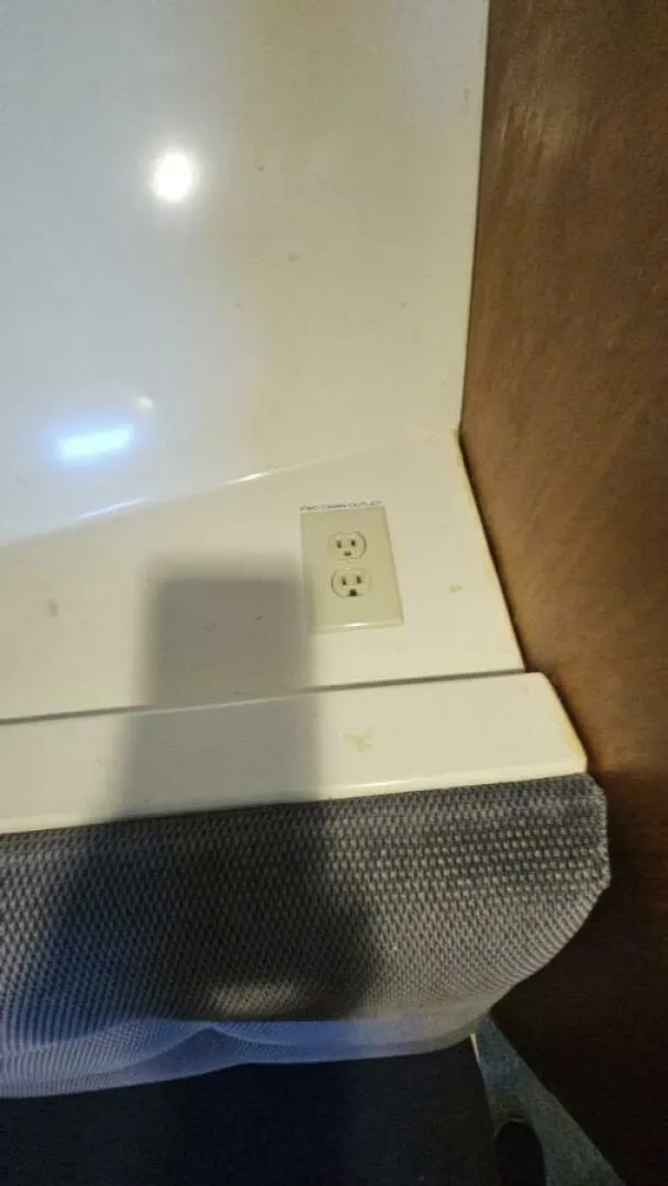 Slide: The Image of Albin 34 Family Cruiser w/ Flybridge 1988 - 4942625