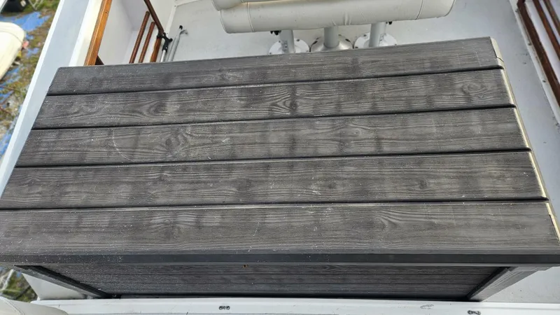 Slide: The Image of Albin 34 Family Cruiser w/ Flybridge 1988 - 4942746