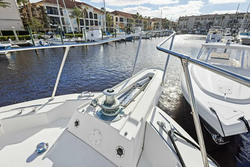 Slide: The Image of Hatteras Cockpit Motoryacht 1987 - 4942701