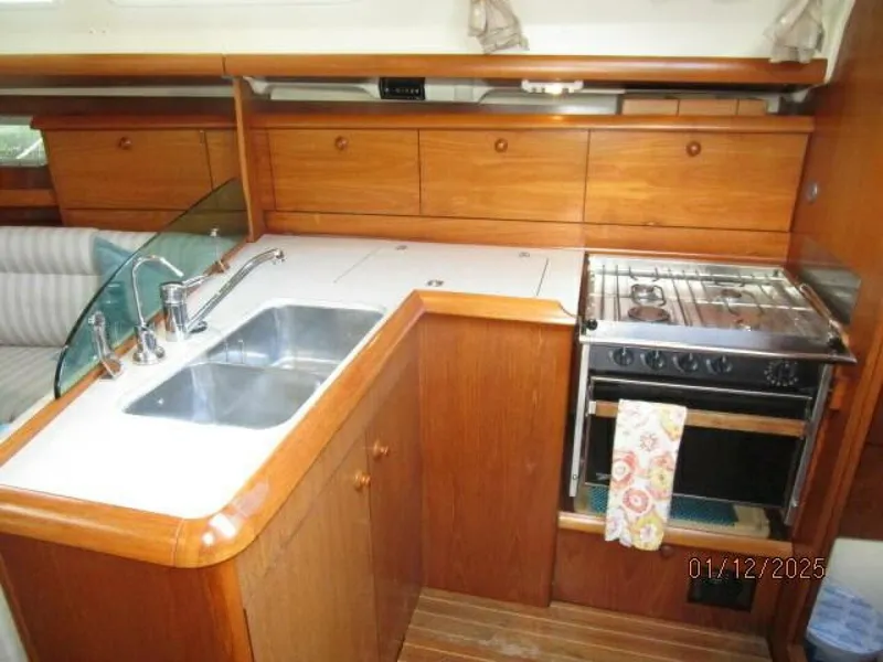 Slide: The Image of 37' Jeanneau galley2 - 4943217