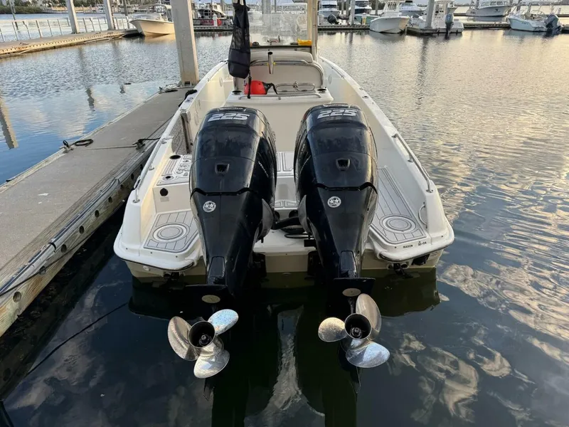 Slide: The Image of Boston Whaler 270 Dauntless 2016 - 4948945