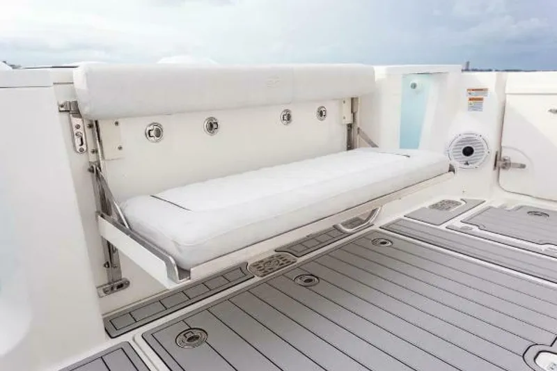 Slide: The Image of Sea Fox 368 Commander Aft Bench - 4950102