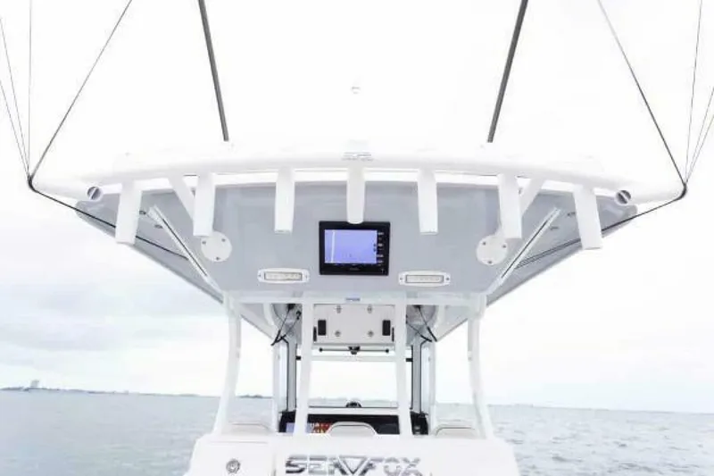 Slide: The Image of Sea Fox 368 Commander Aft T-Top - 4950107