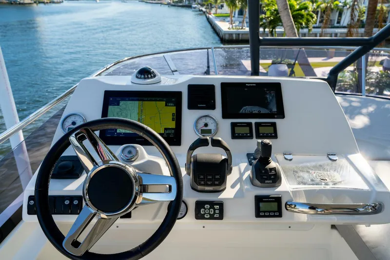 Slide: The Image of Prestige 460 Fly 2023 - 5091907