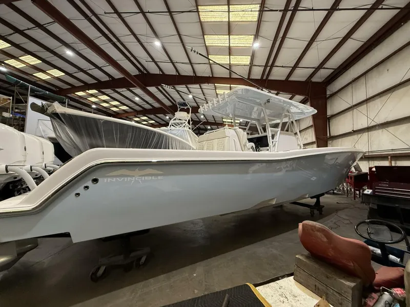 Slide: The Image of 2022 Invincible 39 Open Fisherman Starboard Side - 4950567