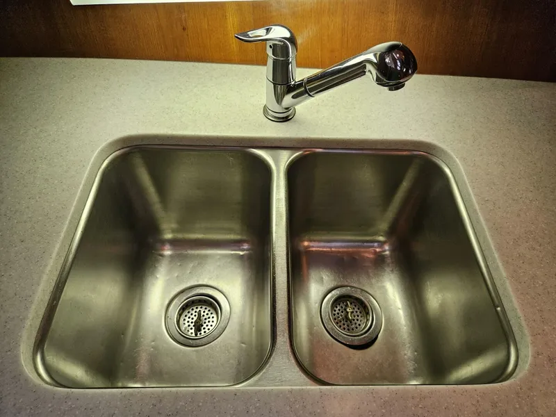 Slide: The Image of Ocean Alexander 43 1983 - 4952720