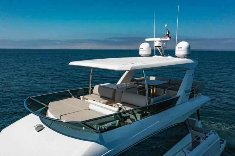 Slide: The Image of 2020 Prestige 630 FB  Flybridge - 4951808