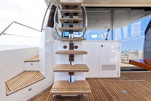 Slide: The Image of Prestige 630 Flybridge 2020 - 86