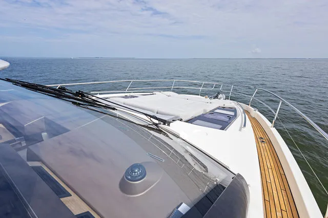 Slide: The Image of Prestige 630 Flybridge 2020 - 96