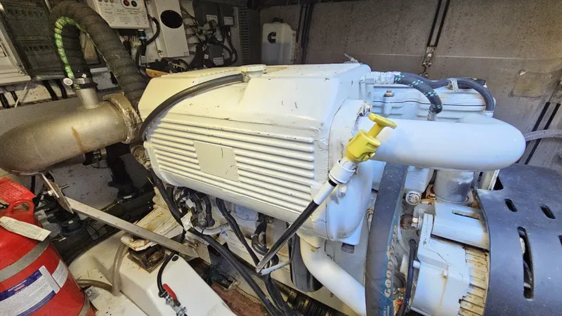 Slide: The Image of Azimut Atlantis 50 2015 - 4952107
