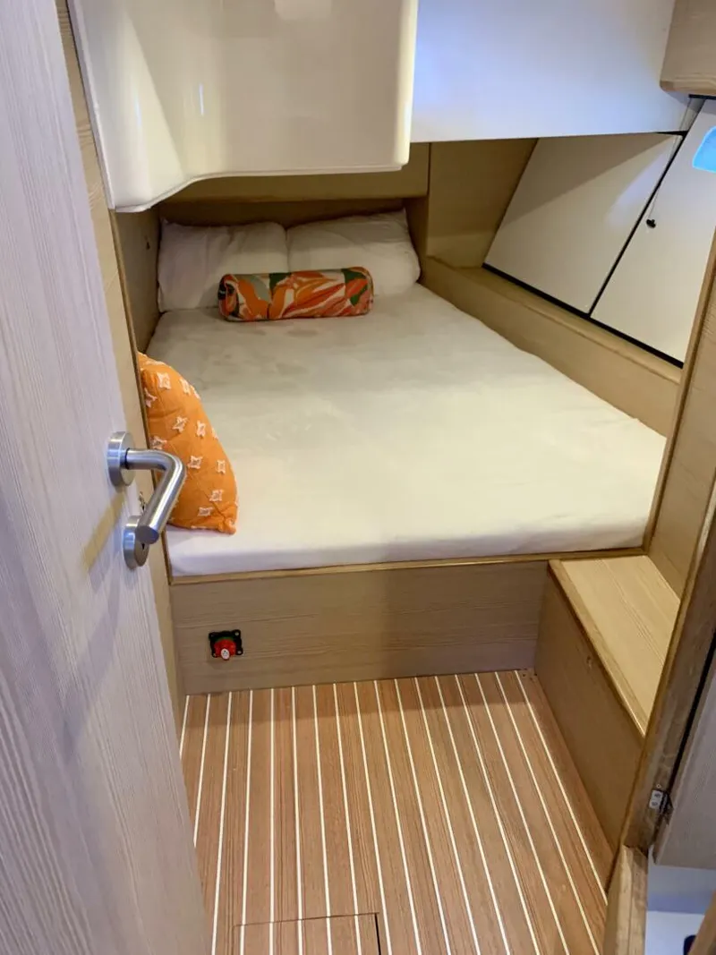 Slide: The Image of Kufner 54  "Sea Wave"
Aft Cabin - 4974622