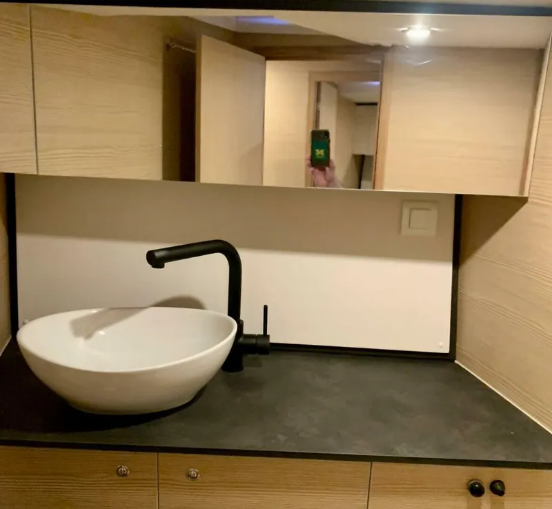 Slide: The Image of Kufner 54  "Sea Wave"
Head - 5023760