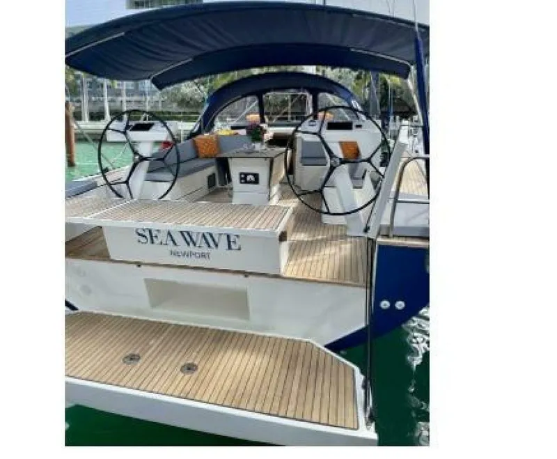 Slide: The Image of Kufner 54 "Sea Wave"
Swim Platform - 5025479