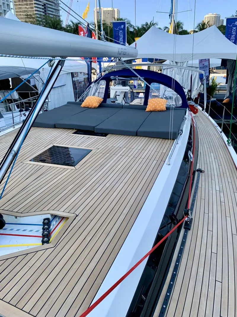 Slide: The Image of Kufner 54  "Sea Wave"
Flush Teak Decks - 5023778