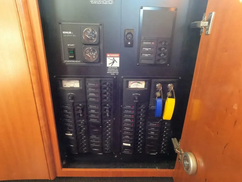 Slide: The Image of Meridian 34 2003 - 5011415