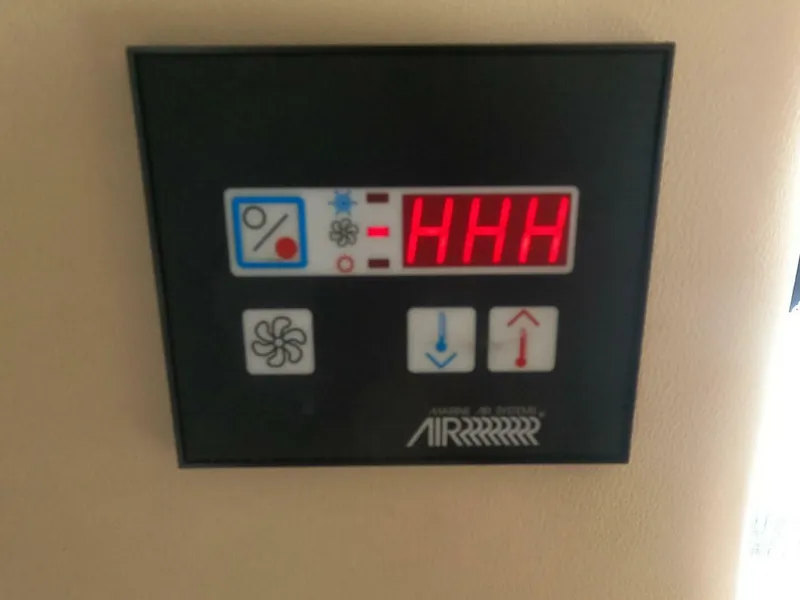 Slide: The Image of Meridian 34 2003 - 5011419