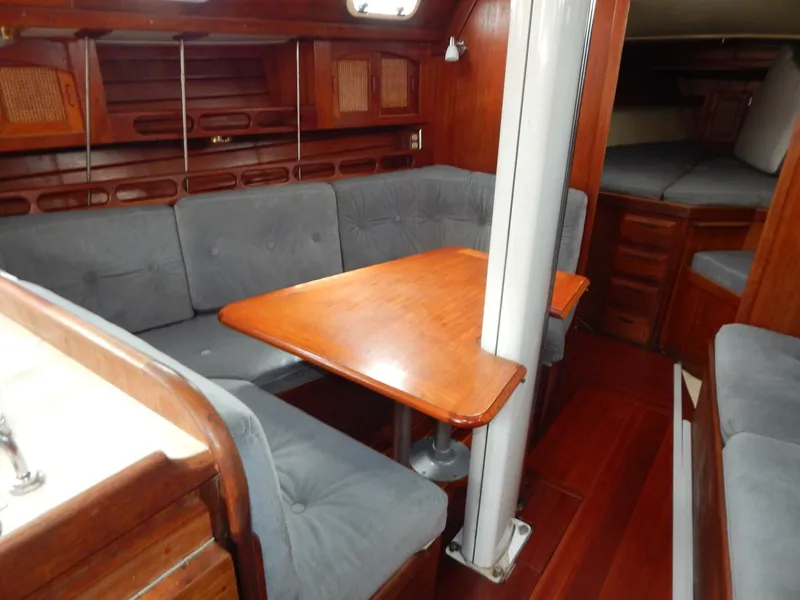 Slide: The Image of Ericson 38-200 1990 - 5358408