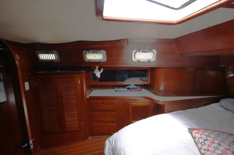 Slide: The Image of Freedom 45 1990 - 4954312