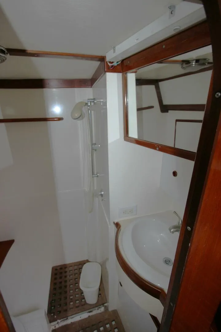 Slide: The Image of Freedom 45 1990 - 4954315