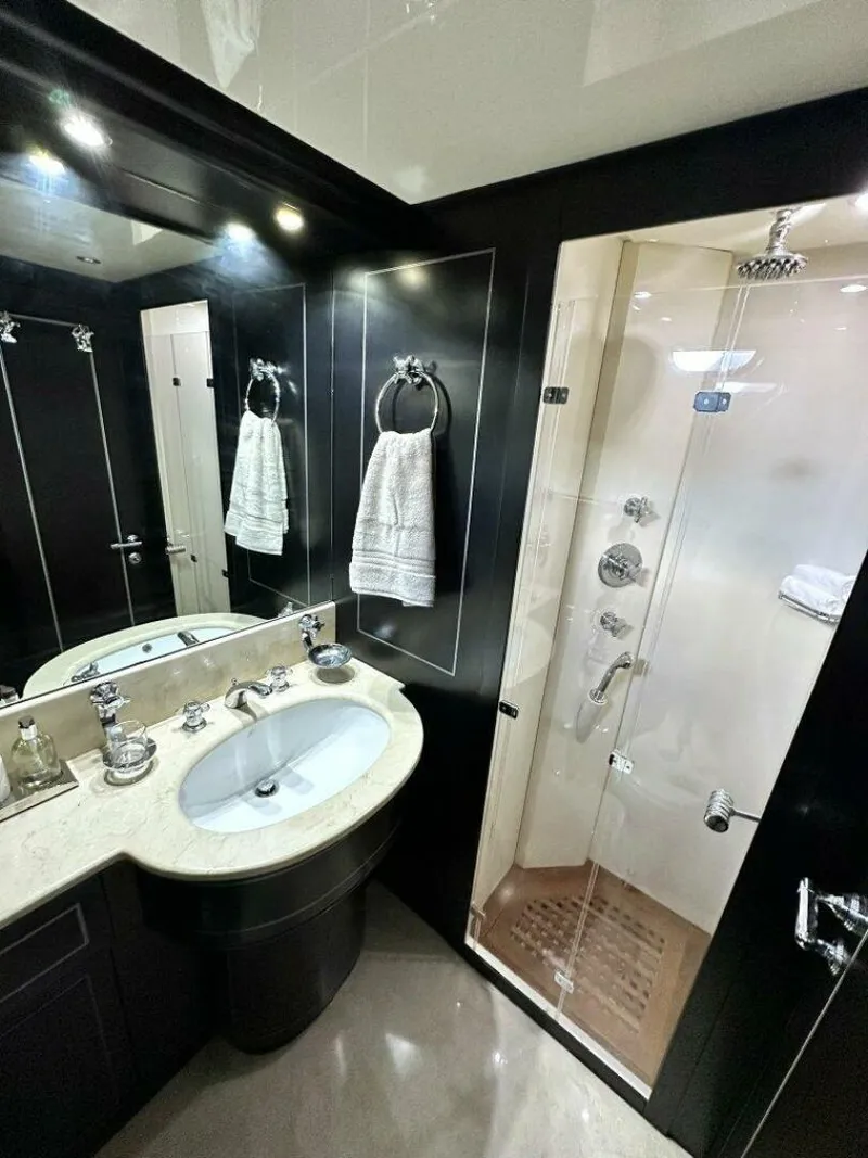 Slide: The Image of Mangusta 80 Payback - Head 2007 80 Mangusta Motor Yacht Payback - 4955795