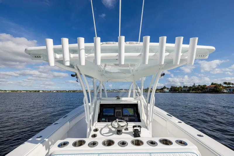 Slide: The Image of SeaHunter 33 Bloodline - Exterior Helm 2018 SeaHunter 33 Center Console Bloodline - 4955872